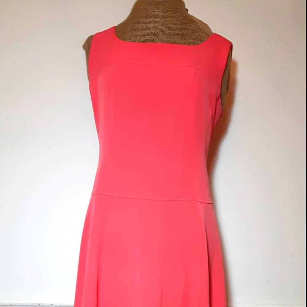 👑 Kasper Skater Dress